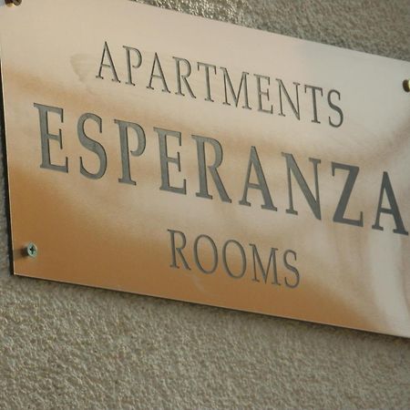 Apartments Esperanza Utjeha Exterior photo
